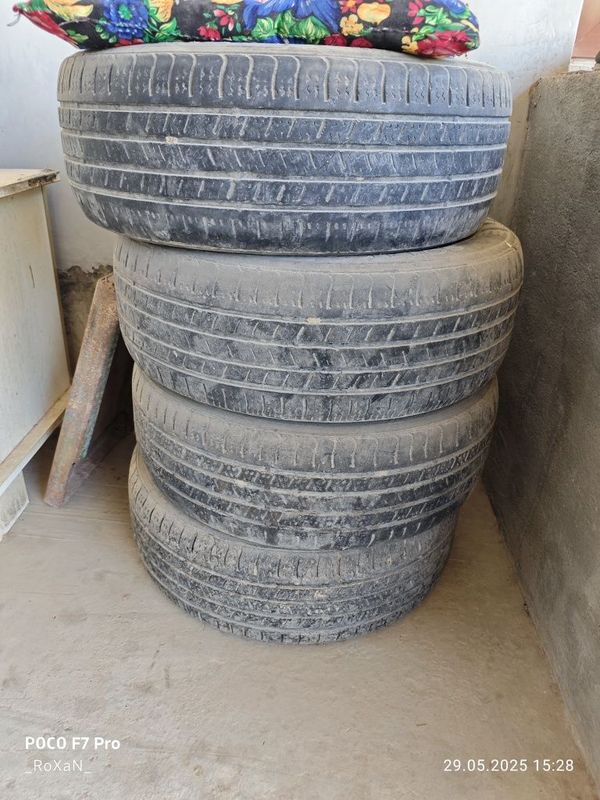 Balon Kumho kareya 195/60/15