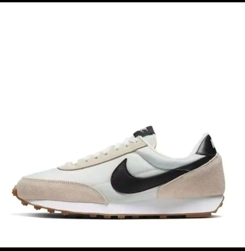 Krossovka Nike yengi Krossovka Nike yengi
