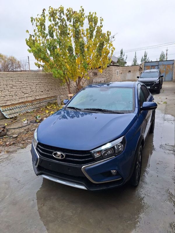 Lada vesta cross 1.8