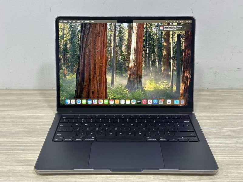 Macbook air m2 ideal yengi dey 28cikl Macbook air m2 ideal yengi dey 28cikl