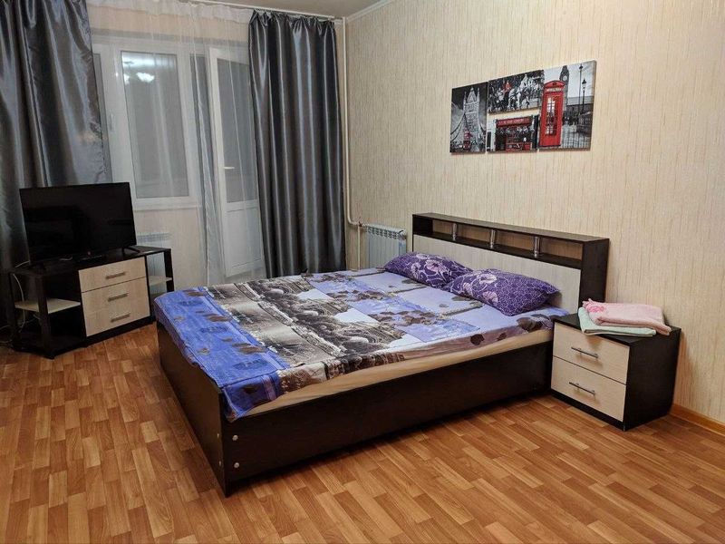 Ц-6 • Кинотеатр Казахстан • 3-комн • 70 м² • этаж 4/4 • [АИ:046]