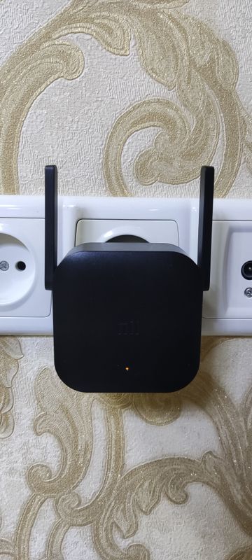 Продается Усилитель Wi-Fi сигнала Xiaomi Продается Усилитель Wi-Fi сигнала Xiaomi