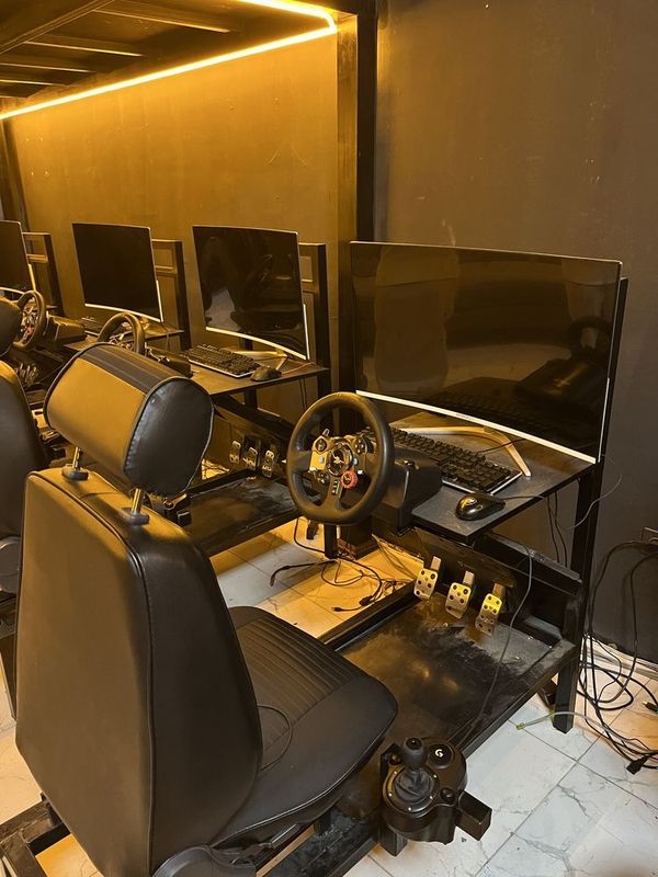 Logitech G 29 симулятор гонок