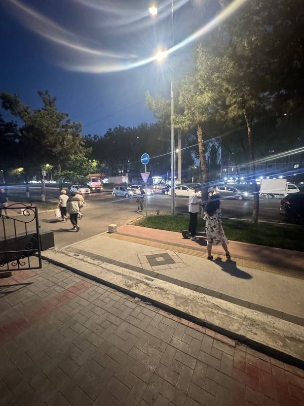 Чилонзор Гул бозар 25 м 330$ Чилонзор Гул бозар 25 м 330$