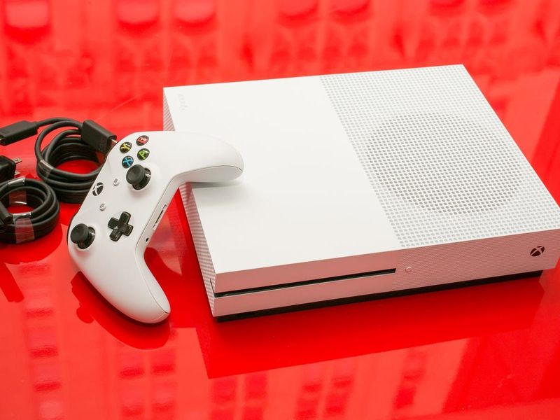 Xbox one s, to'p oʻyinlari bilan Xbox one s, to'p oʻyinlari bilan