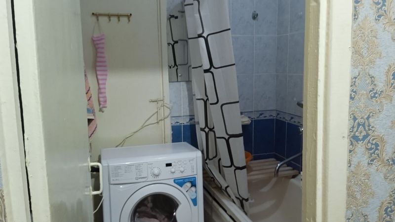Срочно продается на Авиасозлар-2 (1в2/4/4 сред ремонт балкон 1.5х6) Срочно продается на Авиасозлар-2 (1в2/4/4 сред ремонт балкон 1.5х6)