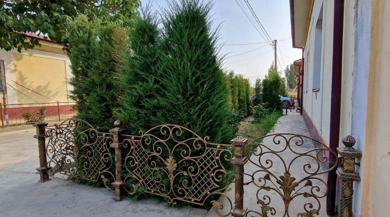 Уй сотилади - коттедж 4 хона