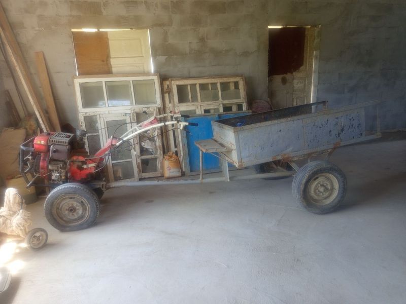 Motoblok sotiladi Motoblok sotiladi