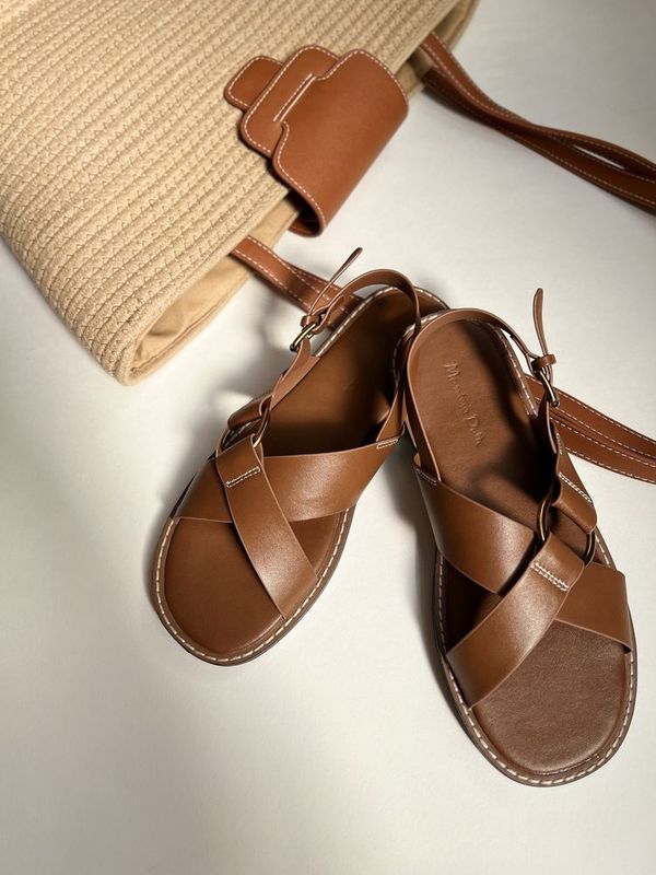 Жеские сандали Massimo Dutti Жеские сандали Massimo Dutti