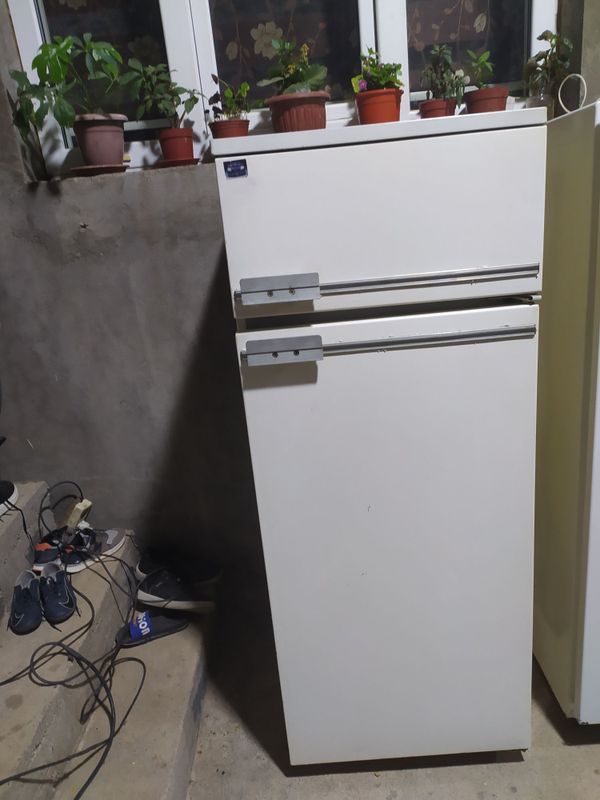 Продаю халадильник SAMSUNG 2х камерний