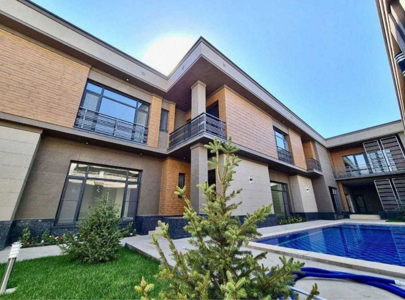 Продается евро дом на Луначарского Продается евро дом на Луначарского