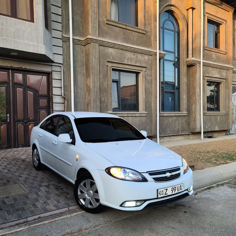 Срочно продаётся JENTRA 2014