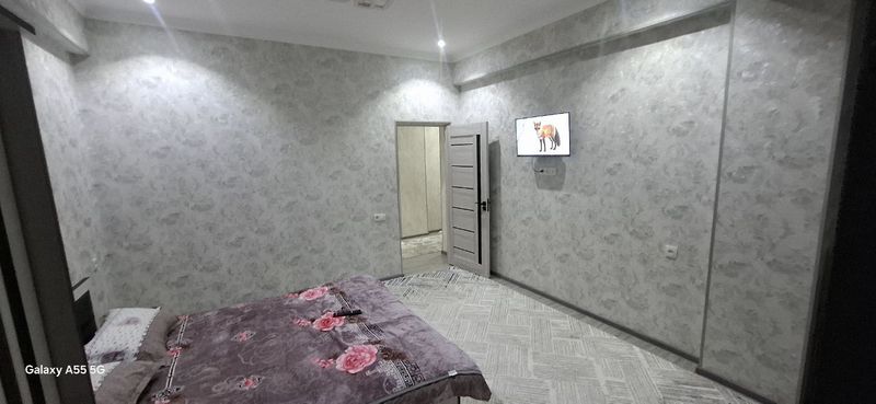 1 xonali hamma sharoitlar bor navastroyka 10 etajni 3 etishda