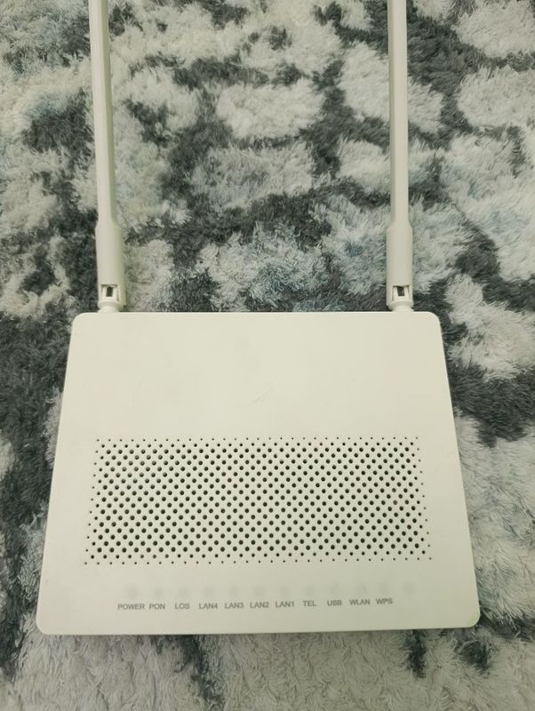 Роутер HG8546M XPON Роутер HG8546M XPON