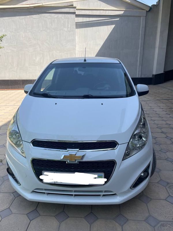Chevrolet Spark 2014г Белый Chevrolet Spark 2014г Белый