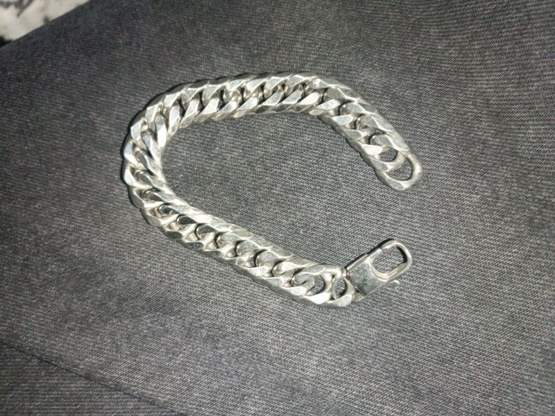 Braslet