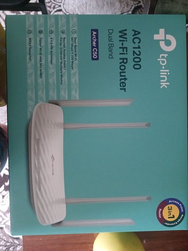 Wi fi router sotiladi. 2 oy ishlatilgan. Turi TP link AC1200. Wi fi router sotiladi. 2 oy ishlatilgan. Turi TP link AC1200.