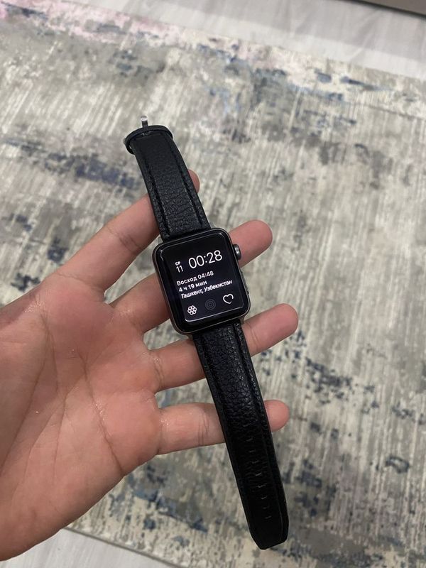 IWatch series 3 Gray 42mmm IWatch series 3 Gray 42mmm