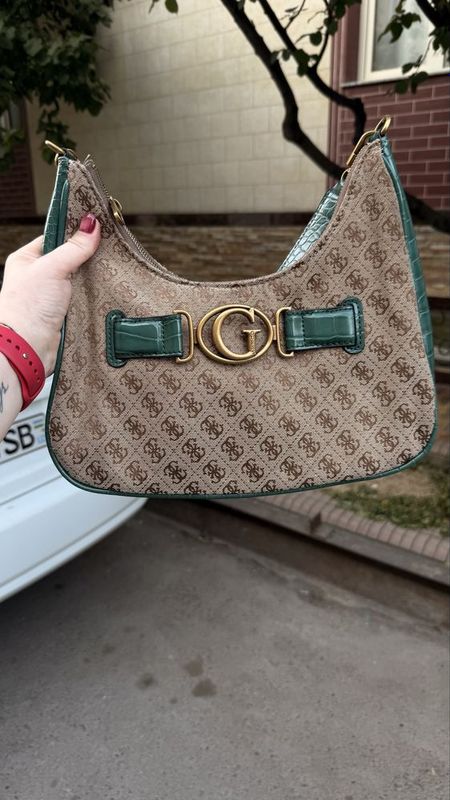 Сумка оригинал Guess женская сумочка Сумка оригинал Guess женская сумочка