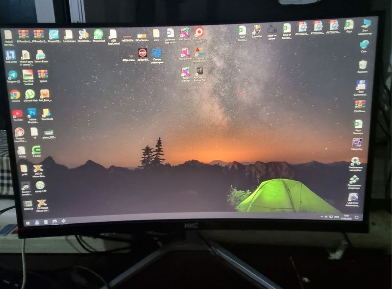 Monitor 24" dyum curved 60hz HKC Monitor 24" dyum curved 60hz HKC