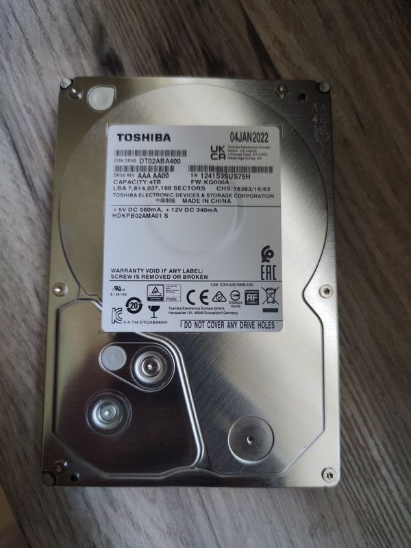 HDD Toshiba 4TB sata HDD Toshiba 4TB sata