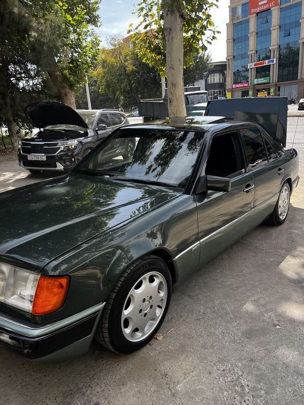 Mersedes benz E124. Sotiladi Mersedes benz E124. Sotiladi