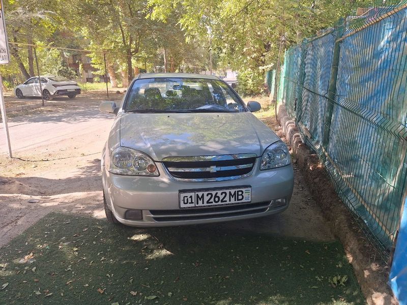 Ласетти 2009 автомат 1.8