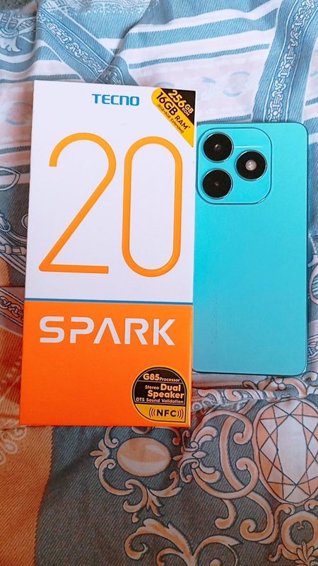 Texno. Spark. 20 Texno. Spark. 20