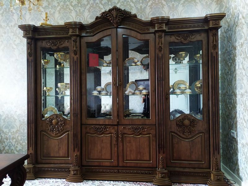 Стенка в гостиную