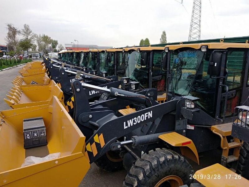 Фронтальные погрузчики LW330FN джостик завода производителя XCMG