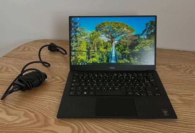 Noutbuk Dell XPS 9360