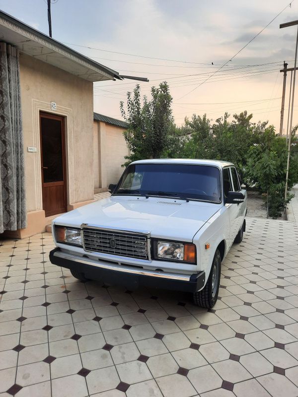 Vaz 2107 sotiladi ! Vaz 2107 sotiladi !