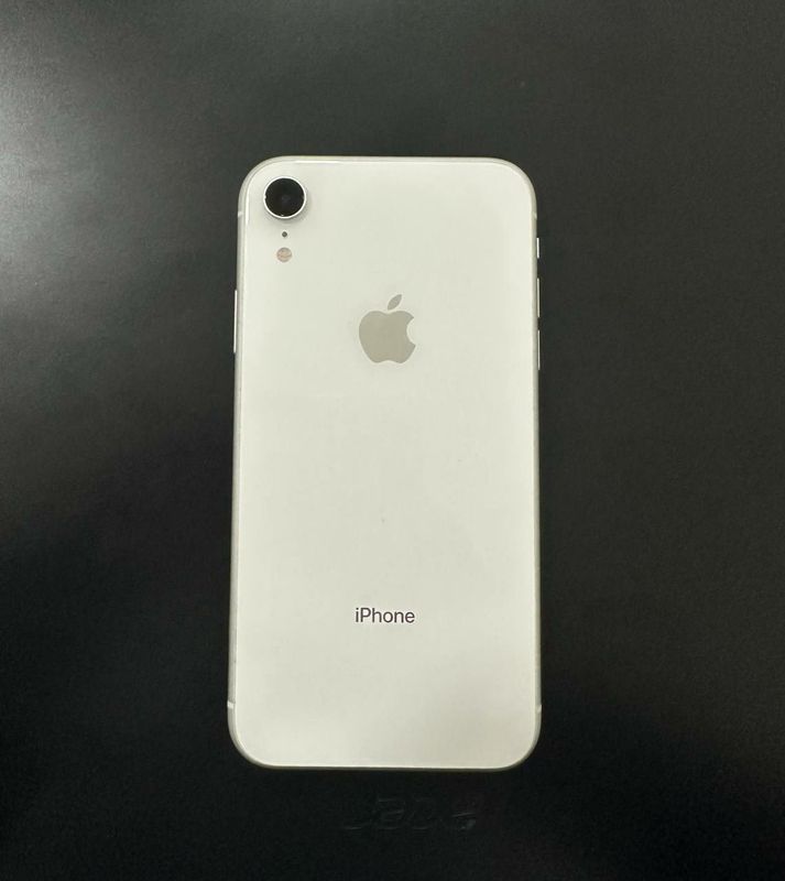 Iphone xr white