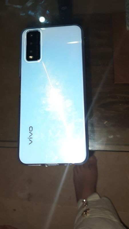 Vivo y31 sotiladi Vivo y31 sotiladi