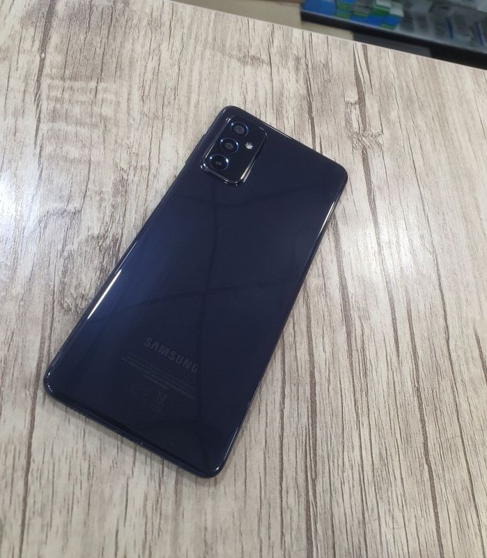 M52 Samsung tell M52 Samsung tell
