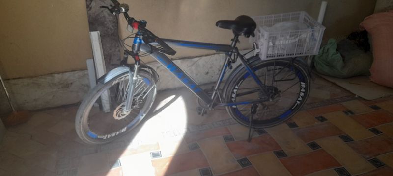 Velosepet sotiladi Velosepet sotiladi