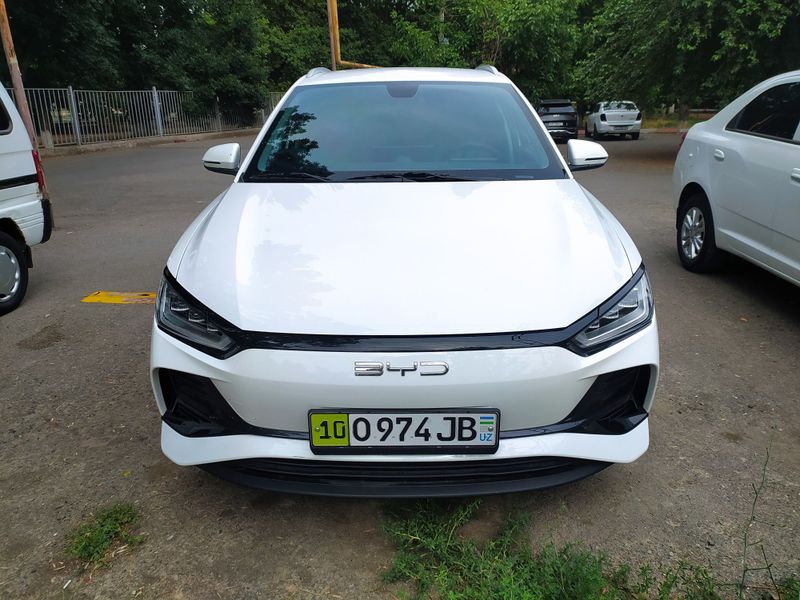 Byd e2 sotiladi. Yurgani 23000 Byd e2 sotiladi. Yurgani 23000
