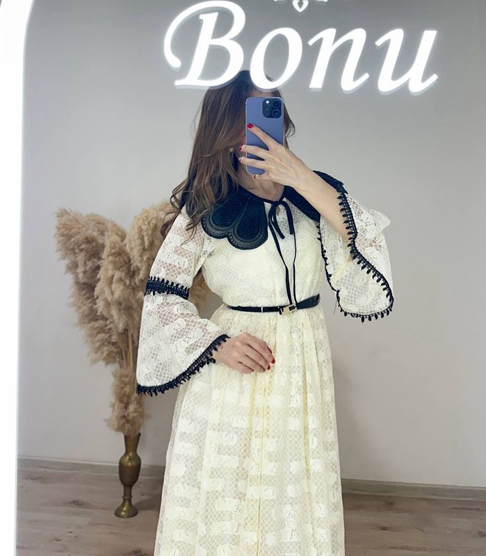 Королевские Гипюр