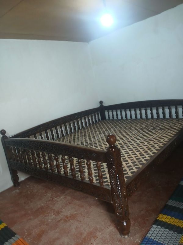 Suri tapchan karavat