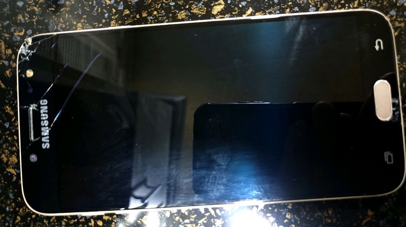 Samsung J7 Samsung J7