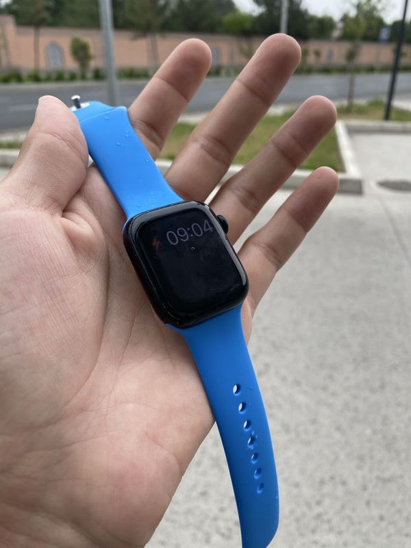 Apple Watch series 7 41 MM