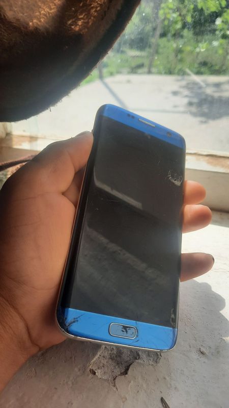 Samsung s7 hamma joyi ishlidi atkaz qiladigon joyi yoq Samsung s7 hamma joyi ishlidi atkaz qiladigon joyi yoq