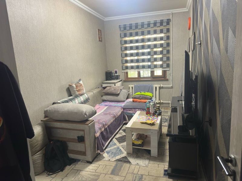 Продаётся квартира Чиланзар 19 квартал 2.3/2/4 Продаётся квартира Чиланзар 19 квартал 2.3/2/4
