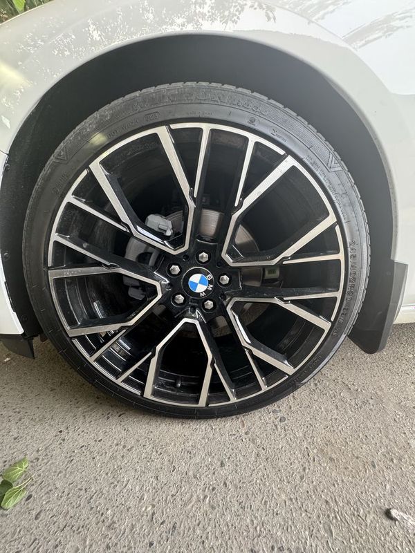 BMW diska R20 245/40 balon BMW diska R20 245/40 balon
