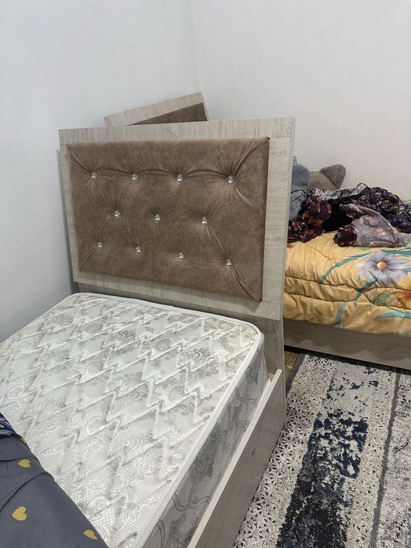 Divan bir kishilik Divan bir kishilik