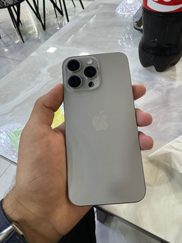 Iphone 15 Pro max 256 Ch/A Iphone 15 Pro max 256 Ch/A
