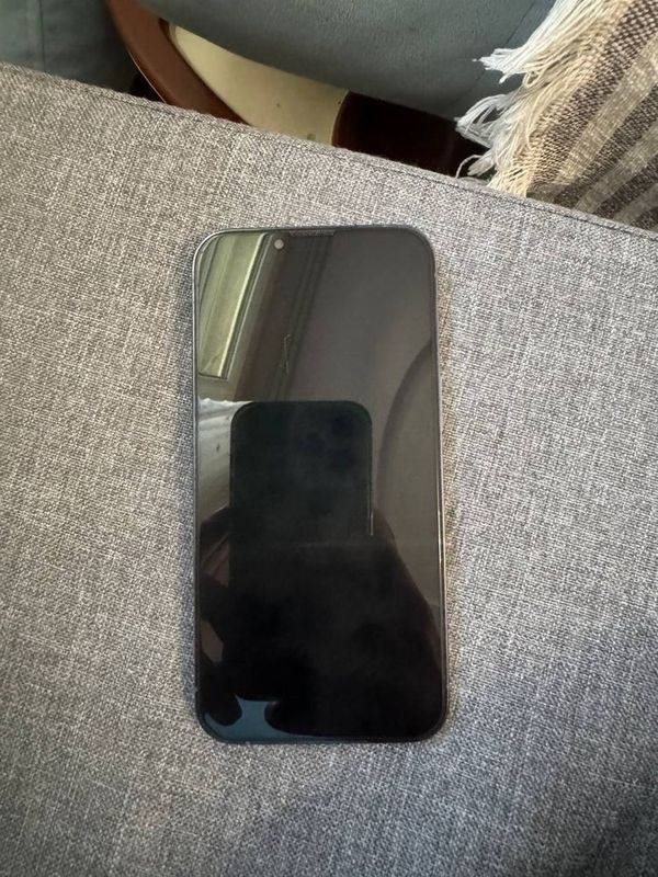 Продаётся iPhone 13 pro 128. В идеальном сосотоянии Продаётся iPhone 13 pro 128. В идеальном сосотоянии