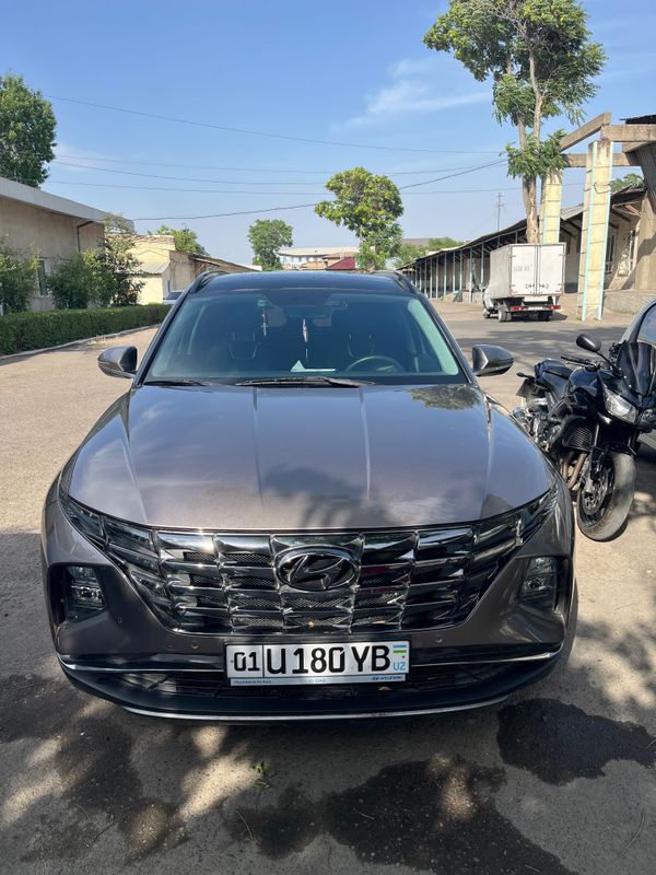 Продам Hyundai Tucson в идеальном состоянии Продам Hyundai Tucson в идеальном состоянии