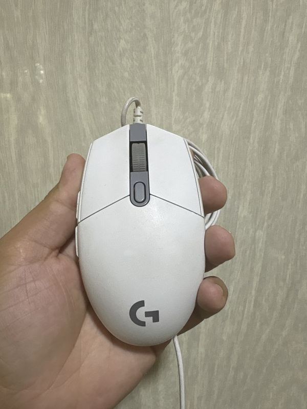 Logitech g 203 lightspeed