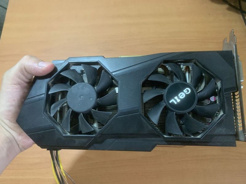 GTX 570 на 4 гб рабочая